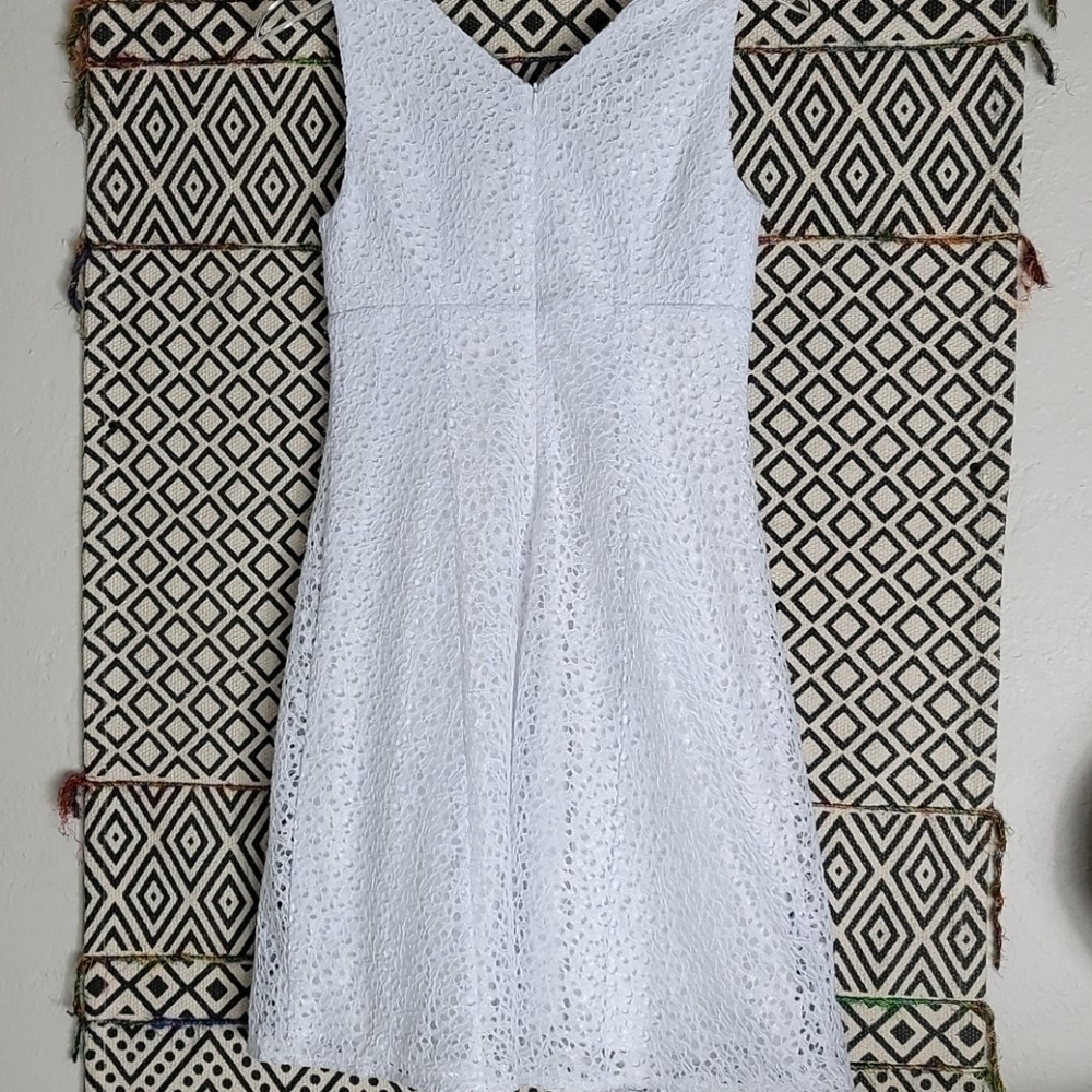rabbit white petite white lace dress - Picture 4 of 4